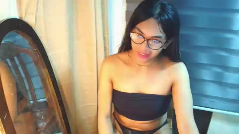 Snapshot of _karie_ chatting on May 11, 2026, 3:45 am _karie_ online show from May 11, 2026, 3:45 am
