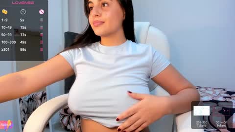 Snapshot of _karina18 chatting on January 20, 2025, 11:32 pm Karina online show from January 20, 2025, 11:32 pm