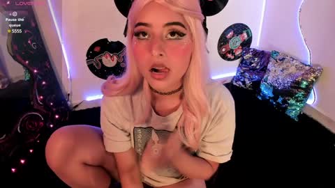 _karine01 online show from January 23, 2025, 4:19 am