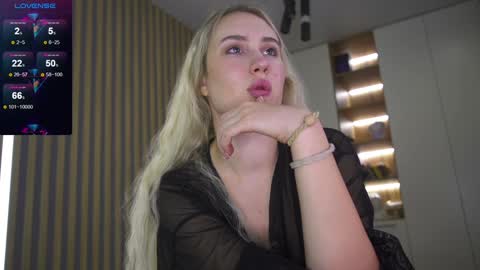 Snapshot of _kateline_ chatting on January 22, 2025, 4:12 pm Kate online show from January 22, 2025, 4:12 pm