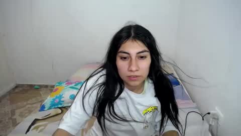 Snapshot of _katerin_love chatting on December 4, 2024, 12:52 am kateryn online show from December 4, 2024, 12:52 am