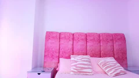 Kendall online show from November 27, 2025, 12:18 pm