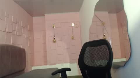 Snapshot of _kita chatting on October 19, 2025, 1:23 pm Jalina online show from October 19, 2025, 1:23 pm