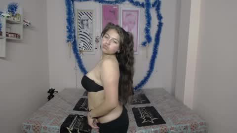 _kitten_1 online show from January 8, 2025, 10:27 pm