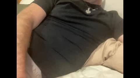 Snapshot of _kiwi_cock chatting on December 8, 2024, 5:18 am Kiwi online show from December 8, 2024, 5:18 am