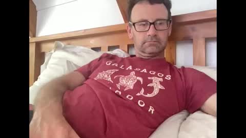 Snapshot of _kiwi_cock chatting on November 2, 2025, 9:28 pm Kiwi online show from November 2, 2025, 9:28 pm