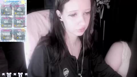 Snapshot of _kuroneeko_ chatting on February 7, 2026, 4:00 pm kuro online show from February 7, 2026, 4:00 pm