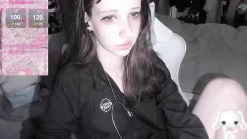 Snapshot of _kuroneeko_ chatting on March 4, 2026, 8:20 am kuro online show from March 4, 2026, 8:20 am