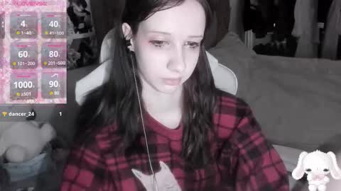 Snapshot of _kuroneeko_ chatting on March 8, 2026, 7:45 am kuro online show from March 8, 2026, 7:45 am