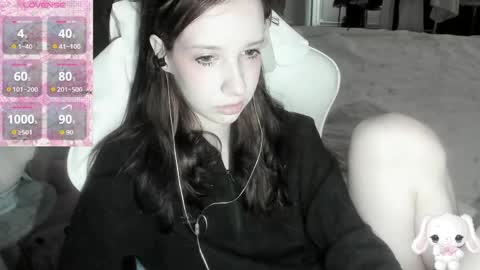 Snapshot of _kuroneeko_ chatting on April 6, 2026, 7:09 am kuro online show from April 6, 2026, 7:09 am