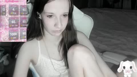 Snapshot of _kuroneeko_ chatting on April 12, 2026, 3:17 pm kuro online show from April 12, 2026, 3:17 pm