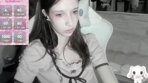 Snapshot of _kuroneeko_ chatting on April 14, 2026, 7:58 am kuro online show from April 14, 2026, 7:58 am