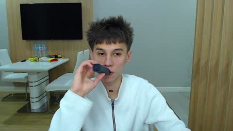 Snapshot of _kurt chatting on December 12, 2024, 4:04 am Kurt online show from December 12, 2024, 4:04 am