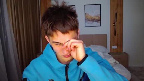 Snapshot of _kurt chatting on February 19, 2025, 3:27 pm Kurt online show from February 19, 2025, 3:27 pm