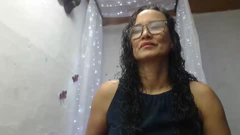 SANDRA online show from October 26, 2025, 3:01 am