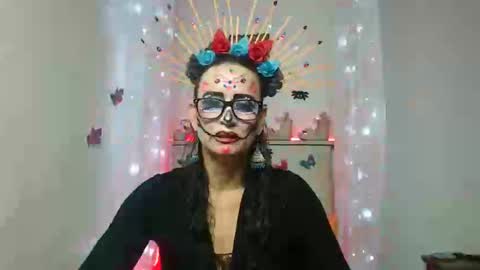 SANDRA online show from November 1, 2025, 2:46 am