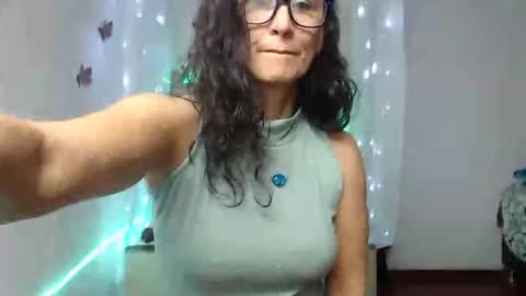 SANDRA online show from November 5, 2025, 4:45 am
