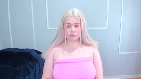 leana online show from November 5, 2025, 5:13 pm