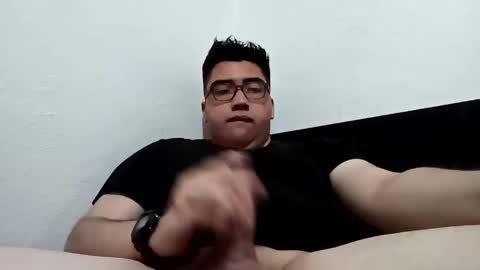 Snapshot of _leclerc_ chatting on February 5, 2025, 10:44 pm _leclerc_ online show from February 5, 2025, 10:44 pm