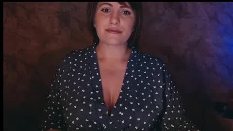Letty online show from October 12, 2025, 12:31 am