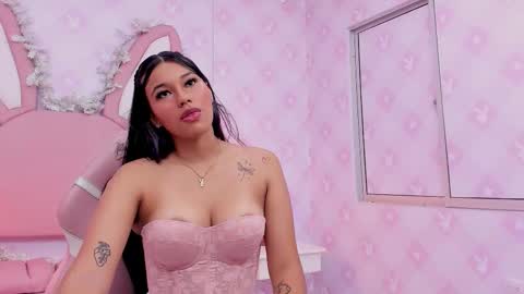 Snapshot of _lia_swan chatting on December 2, 2025, 3:56 am Lia Swan online show from December 2, 2025, 3:56 am