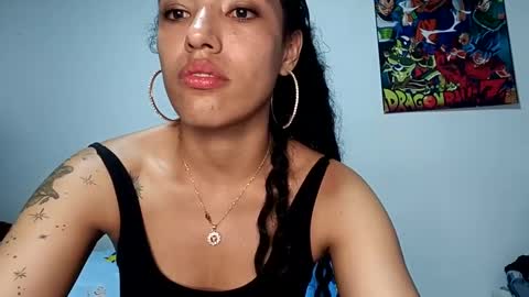 Lili  online show from January 22, 2025, 3:52 am