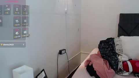 Lili  online show from February 10, 2025, 8:42 pm