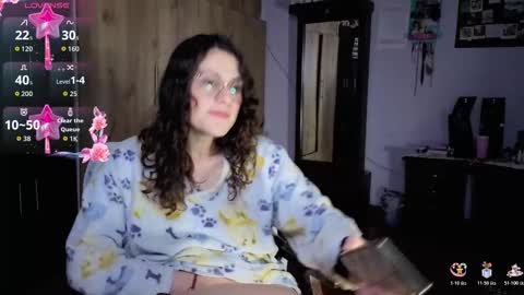 Lindasy online show from March 9, 2026, 3:32 am