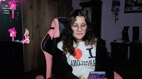 Lindasy online show from March 25, 2026, 3:01 am