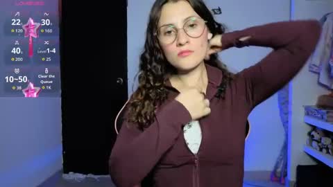 Snapshot of _lindasy_ chatting on April 27, 2026, 2:53 am Lindasy online show from April 27, 2026, 2:53 am