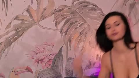 Lisa online show from December 3, 2024, 1:30 am