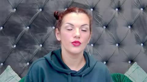 Lisa online show from February 10, 2025, 6:13 pm