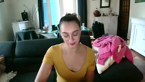 Snapshot of _little_blake chatting on October 29, 2025, 9:44 am _little_blake online show from October 29, 2025, 9:44 am