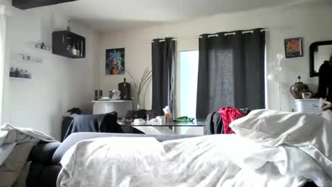 Snapshot of _little_blake chatting on February 2, 2026, 9:08 am _little_blake online show from February 2, 2026, 9:08 am