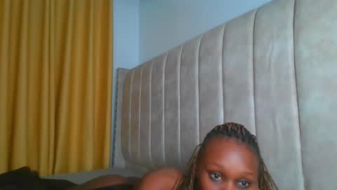 Snapshot of _littlevenus chatting on September 16, 2025, 3:35 pm Littlevenus online show from September 16, 2025, 3:35 pm