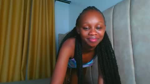 Snapshot of _littlevenus chatting on October 9, 2025, 2:20 am Littlevenus online show from October 9, 2025, 2:20 am