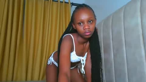 Snapshot of _littlevenus chatting on October 14, 2025, 11:16 pm Littlevenus online show from October 14, 2025, 11:16 pm