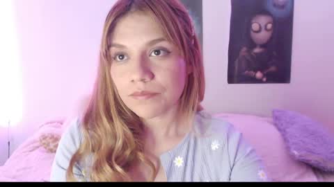 Snapshot of _lloou_ chatting on June 6, 2026, 2:49 am Sofia 3 online show from June 6, 2026, 2:49 am