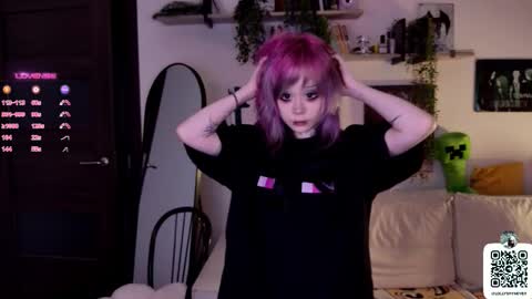 Lolly online show from September 18, 2025, 12:51 pm