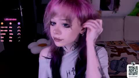 Lolly online show from October 13, 2025, 1:00 pm