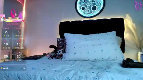 Lorrayne online show from April 25, 2026, 1:41 pm