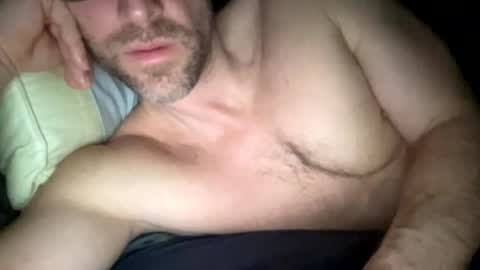 Snapshot of _lululeo_ chatting on February 19, 2025, 4:34 am _lululeo_ online show from February 19, 2025, 4:34 am