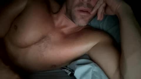 Snapshot of _lululeo_ chatting on October 8, 2025, 4:32 am _lululeo_ online show from October 8, 2025, 4:32 am