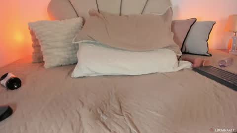 _luuciana_ online show from June 25, 2026, 5:12 am