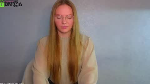 Snapshot of _lysafeta_ chatting on February 1, 2025, 5:18 am Welcome guys  Pleasure to see you all here  My name is Lysafeta and MichaelaTip menu is active Private is open  online show from February 1, 2025, 5:18 am