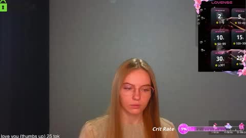Snapshot of _lysafeta_ chatting on October 25, 2025, 8:33 am Welcome guys  Pleasure to see you all here  My name is Lysafeta and MichaelaTip menu is active Private is open  online show from October 25, 2025, 8:33 am