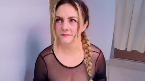 Snapshot of _madamemature_ chatting on May 1, 2026, 5:39 pm Lady Chanel online show from May 1, 2026, 5:39 pm