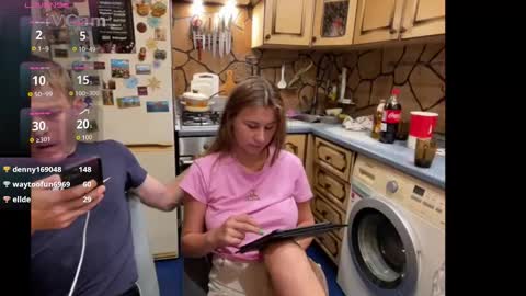 _magic_kis online show from September 9, 2025, 8:08 pm