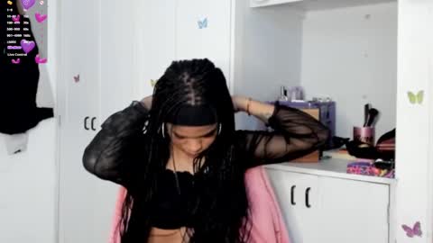 MARCELA online show from February 8, 2025, 11:45 pm