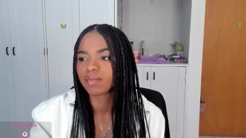 MARCELA online show from September 28, 2025, 9:09 pm